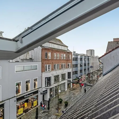 Unique On The Pedestrian Street - The City's Location * Herning